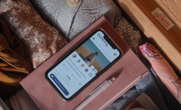 Tongariro Crossing Hike: Alpine National Park In New Zealand